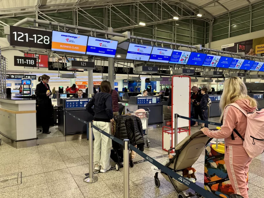 Business class check-in Smartwings