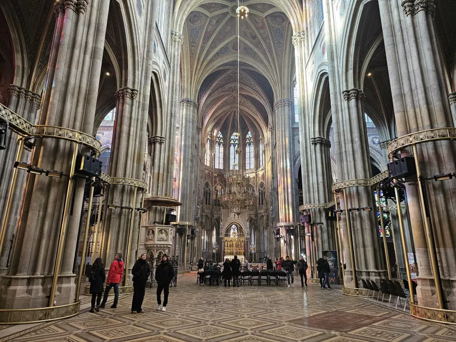 Votivkirke, interiør