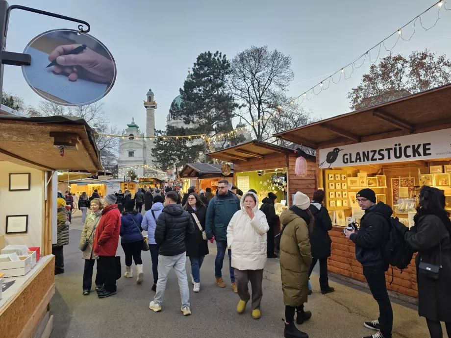 Markeder foran Karlskirche