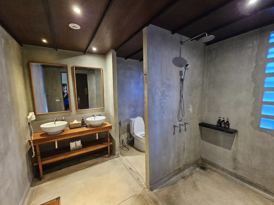 Badeværelse i fitnesscenteret