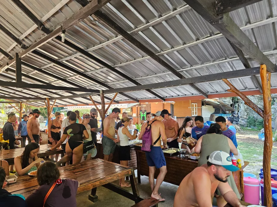 Frokost inkluderet i rejsens pris