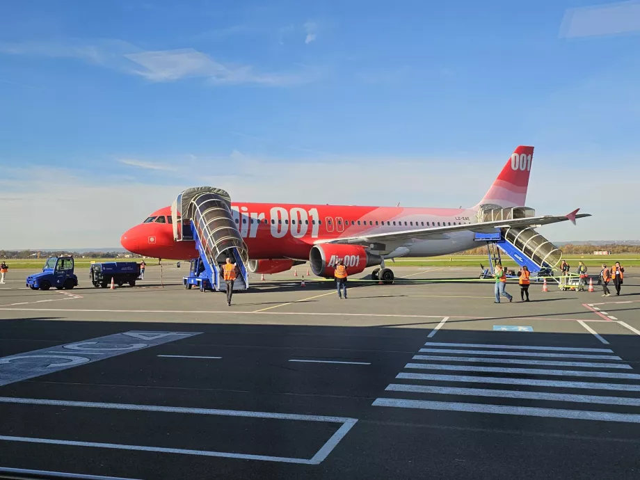 Airbus A320 i Ostrava lufthavn