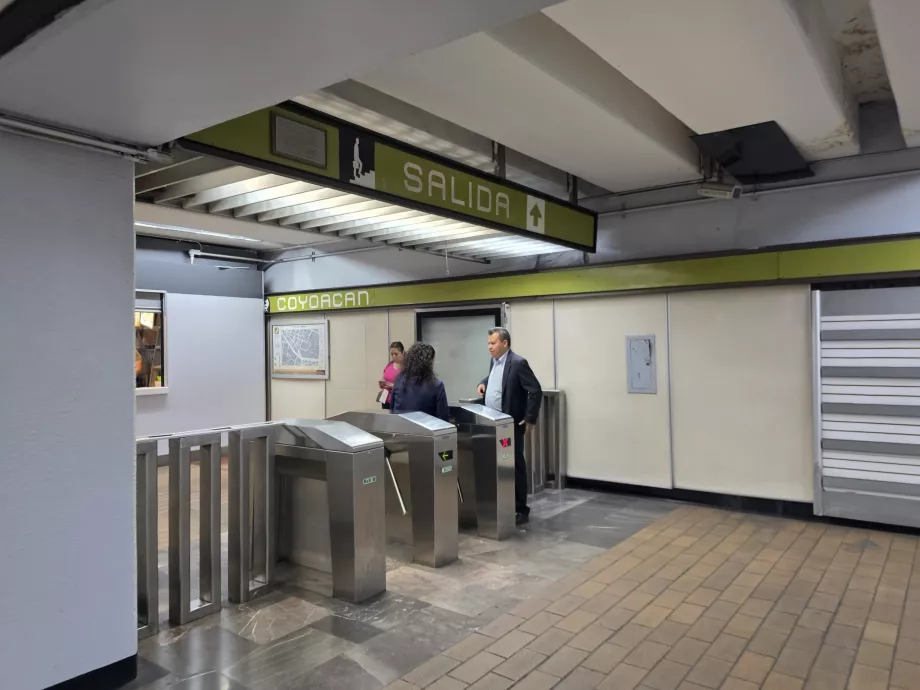 Udgang fra stationen