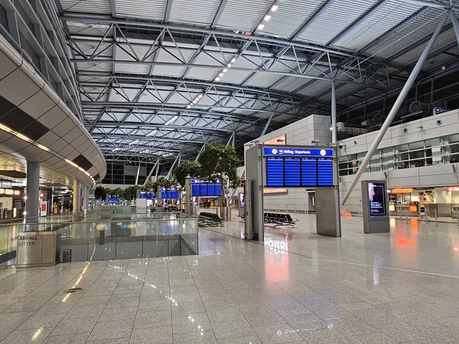 Afgangshallen, DUS lufthavn
