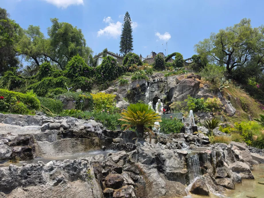 Udsigt fra neden på Cerro Tepeyac