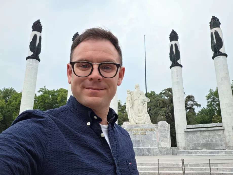 Mig ved monumentet Altar a la Patria