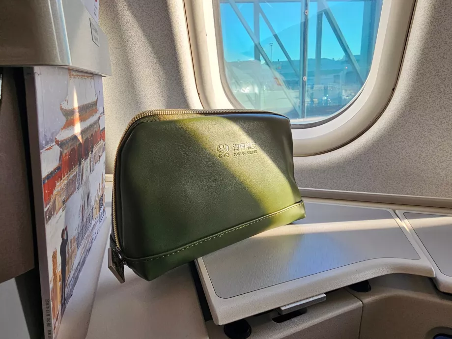 Taske med toiletartikler