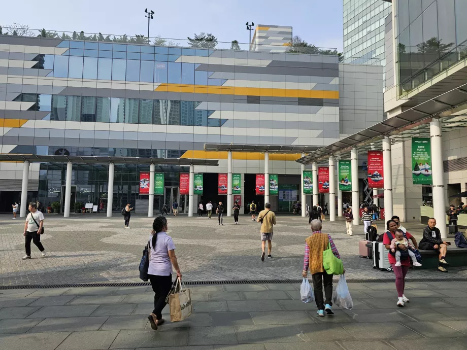 Kørselsvejledning til lufthavnens busstoppested, Tung Chung station
