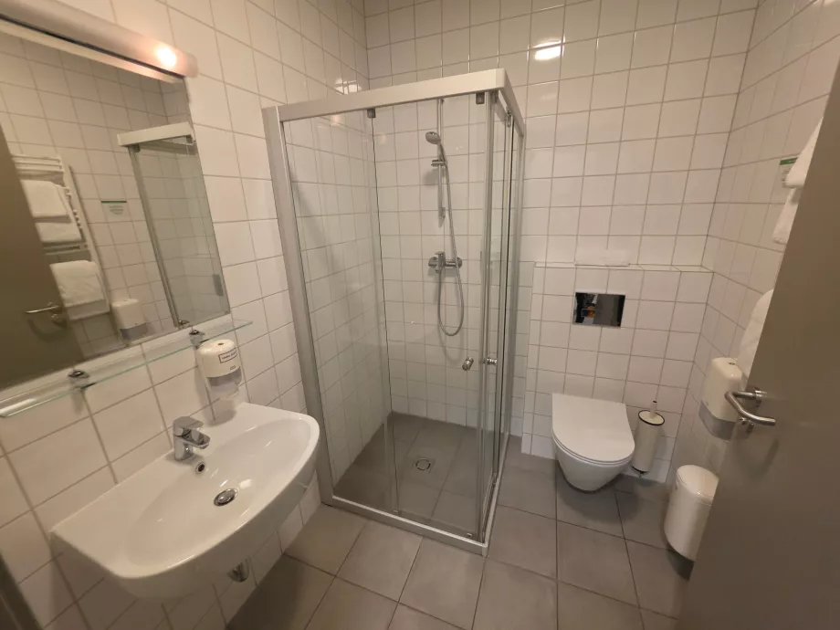 Air Hotel, badeværelse