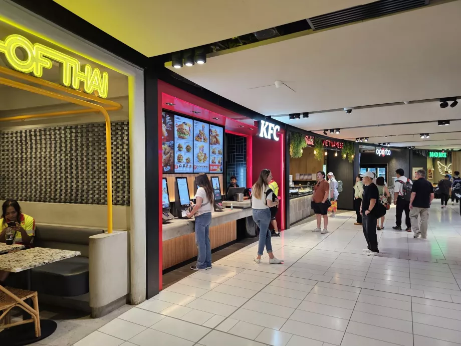 Food Court, Terminal 2