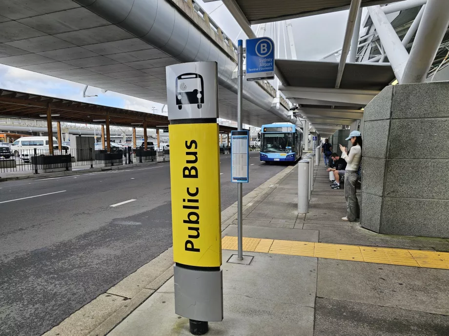 Bybusstoppested, Terminal 3