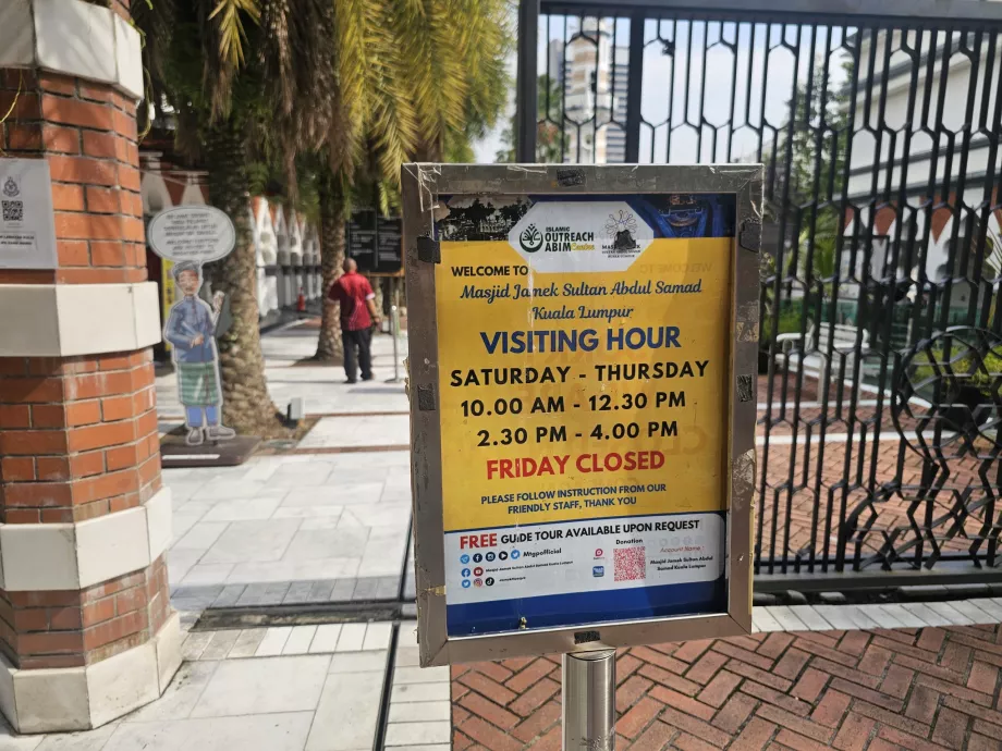 Åbningstider, Masjid Jamek