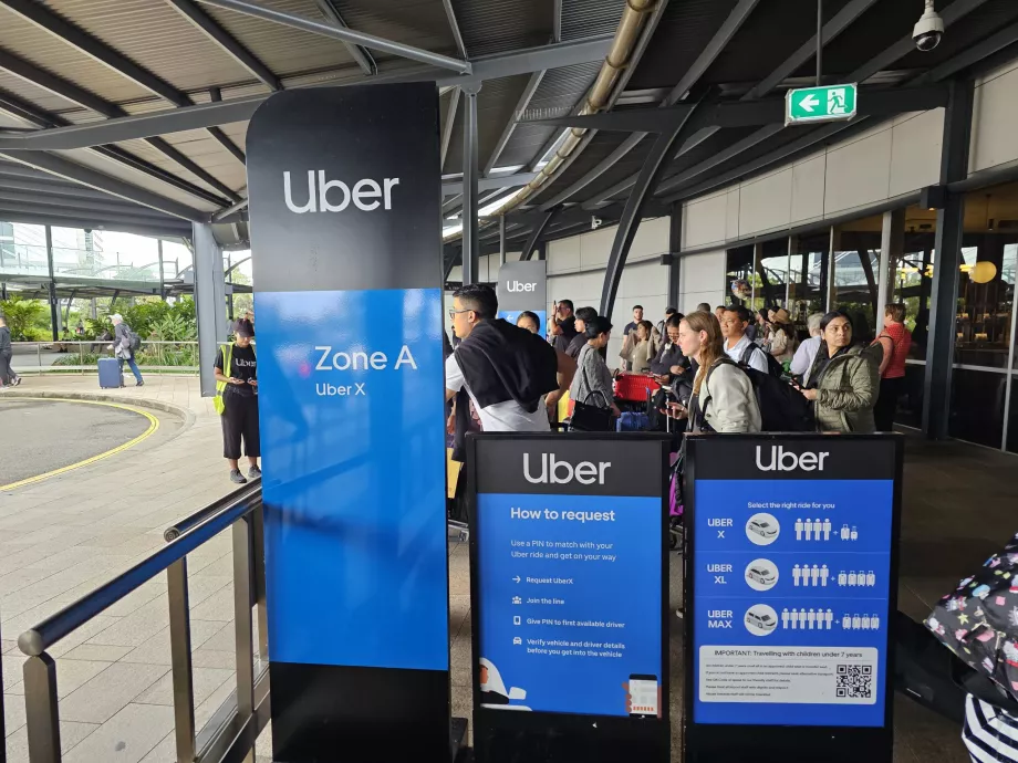 Uber, kiosk, terminal 1