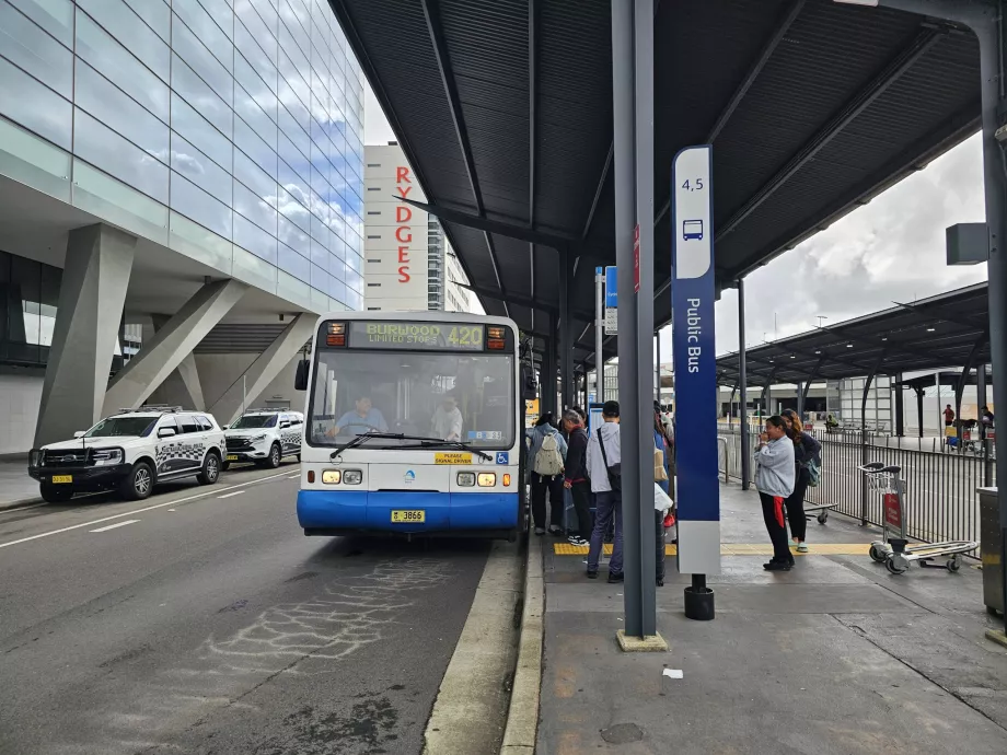 Bybus, Terminal 1