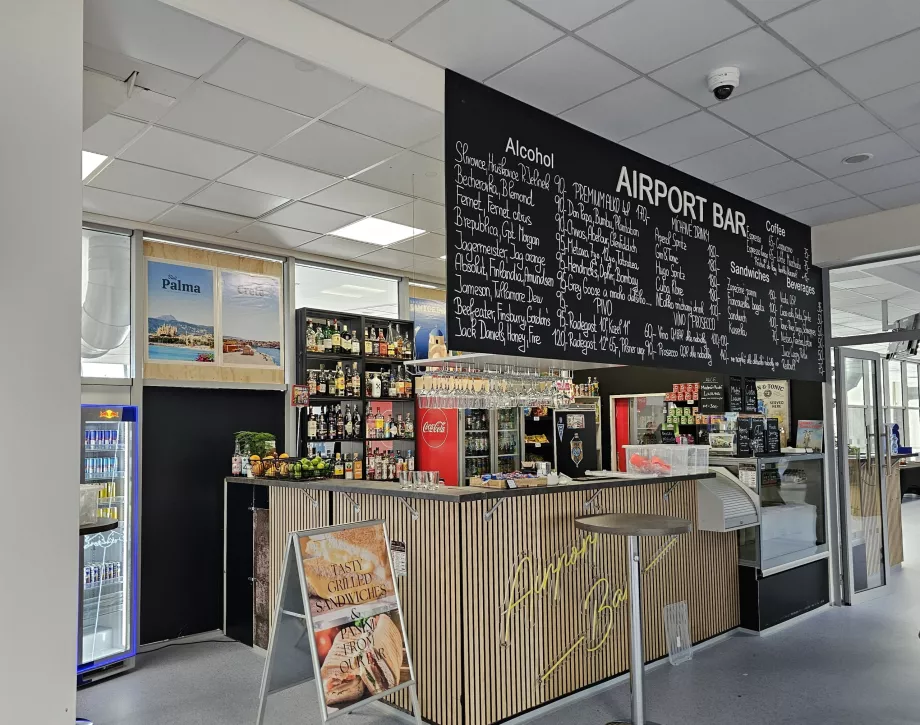 Lufthavnsbar efter sikkerhedstjek