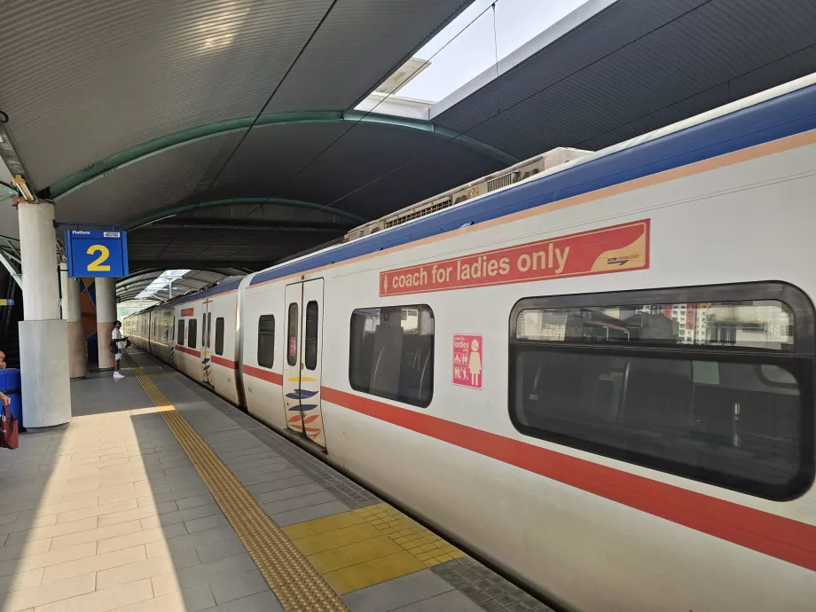 Vogne kun for kvinder på KTM-tog