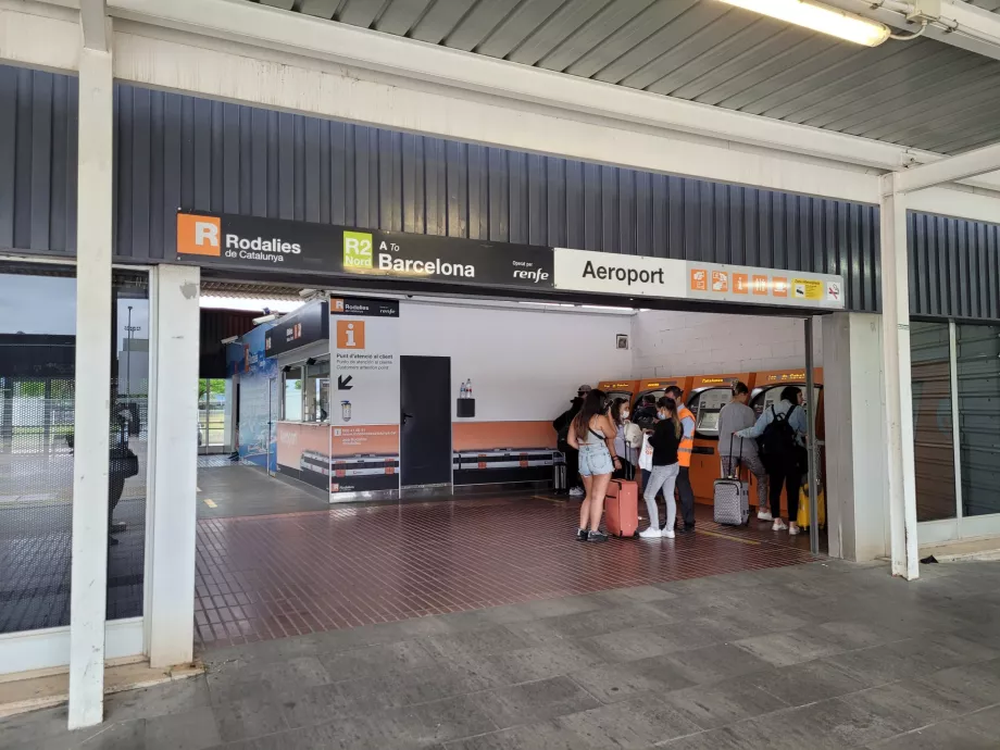 Stationsindgang ved Terminal 2