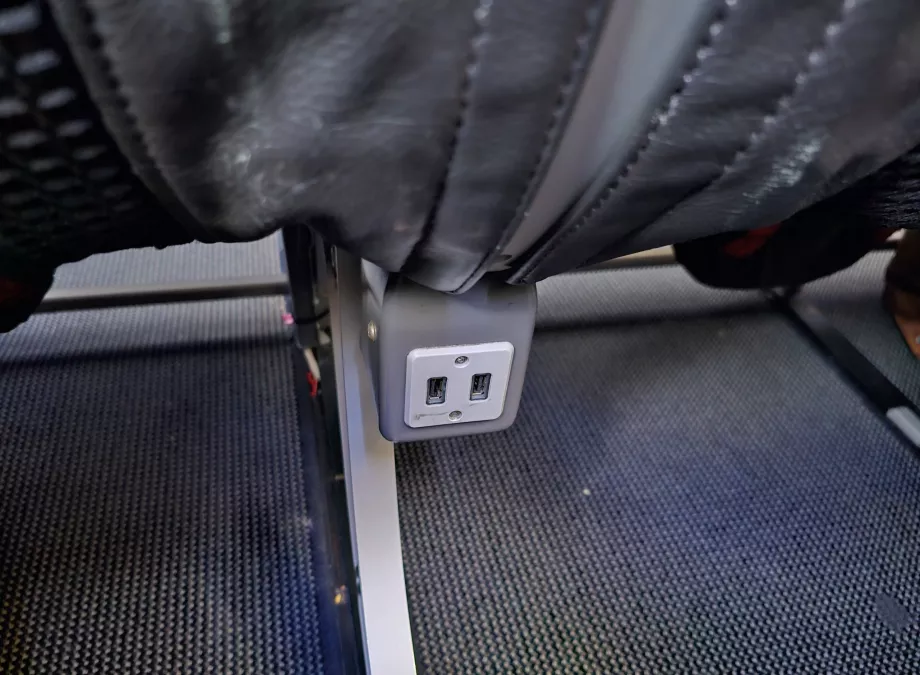 Stikkontakter i flyet