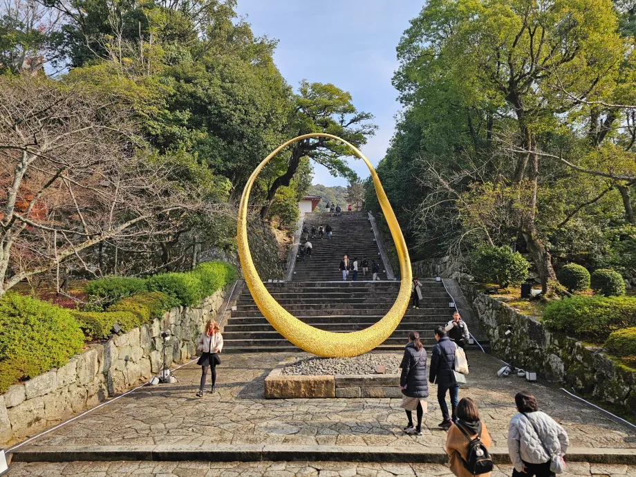 Chion-in-templet, moderne kunst