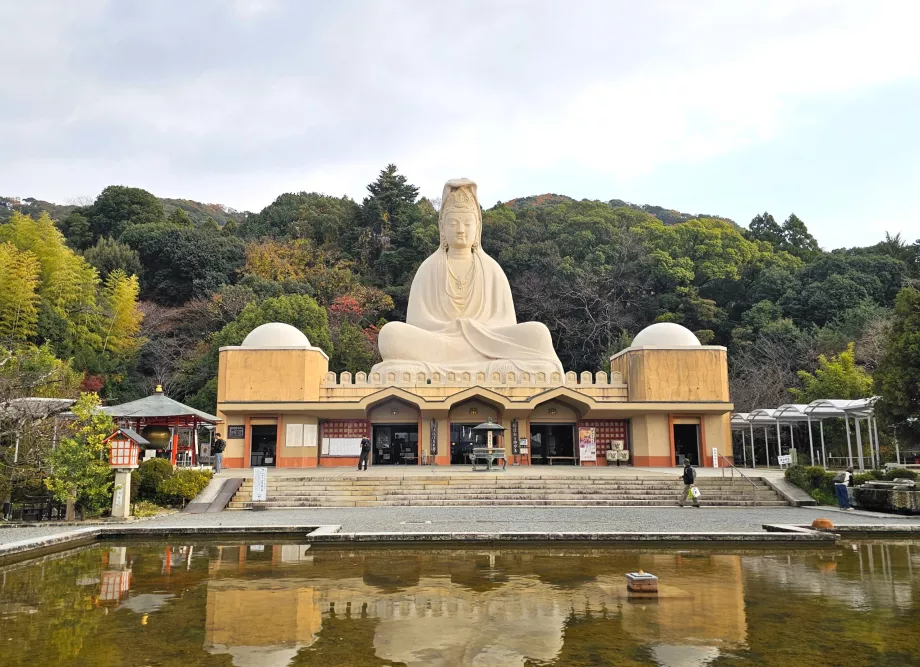 Ryozen Kannon-templet