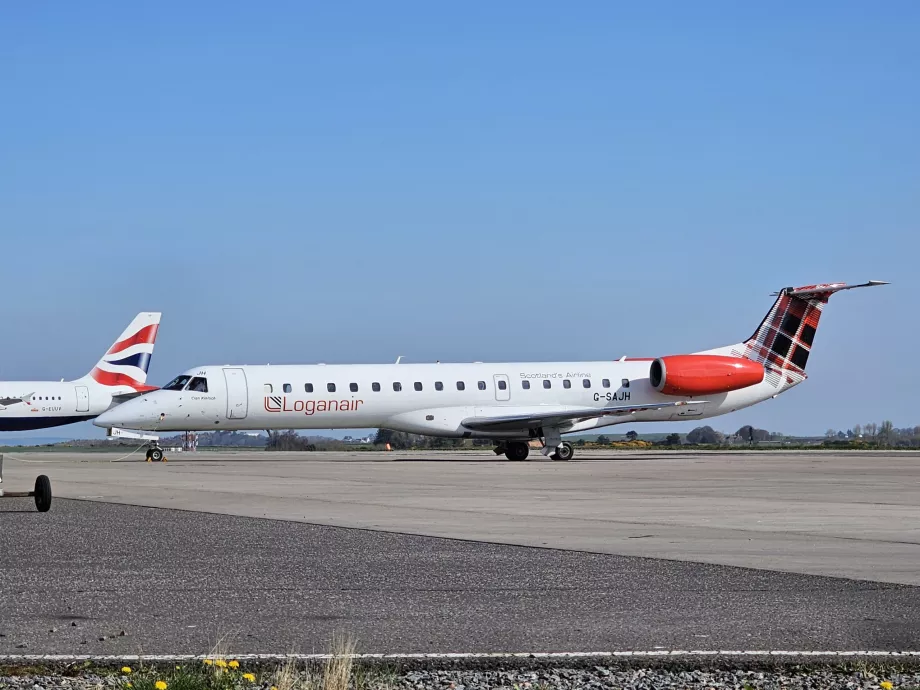 Embraer 145 i Inverness lufthavn