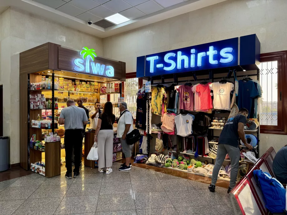 Butikker i afgangshallen