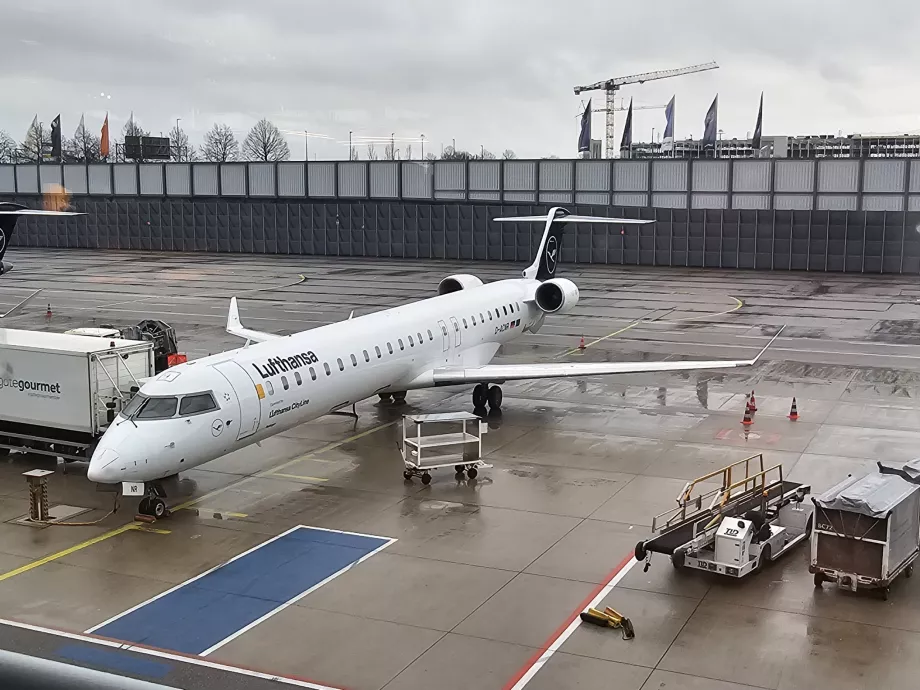 Mit fly på standpladsen i München