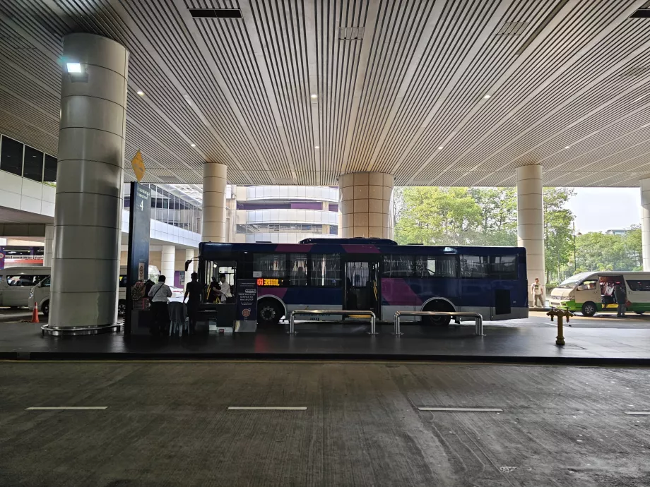 Stoppested for shuttlebus, Terminal 1