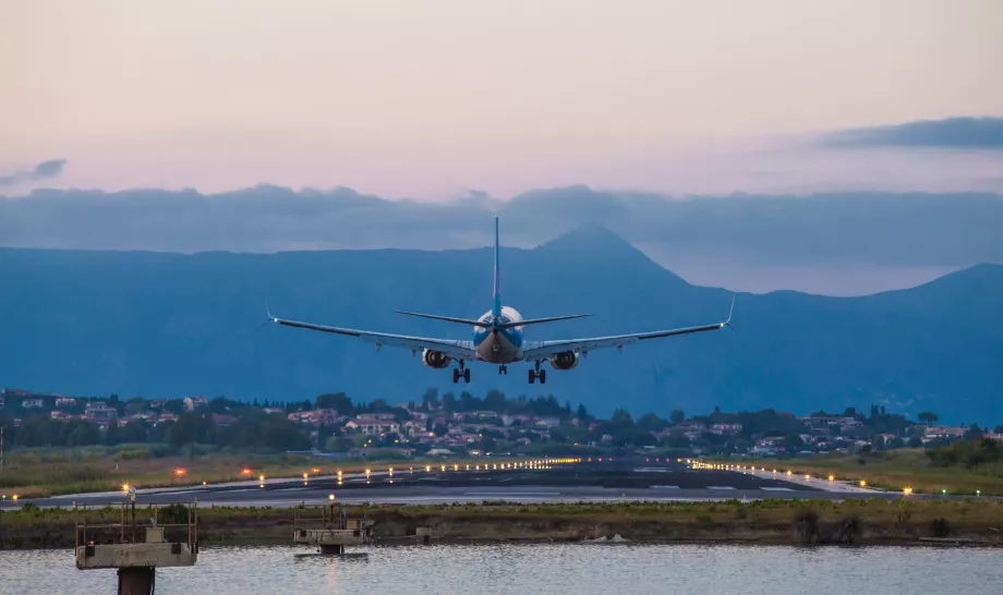 Landing i Korfu lufthavn