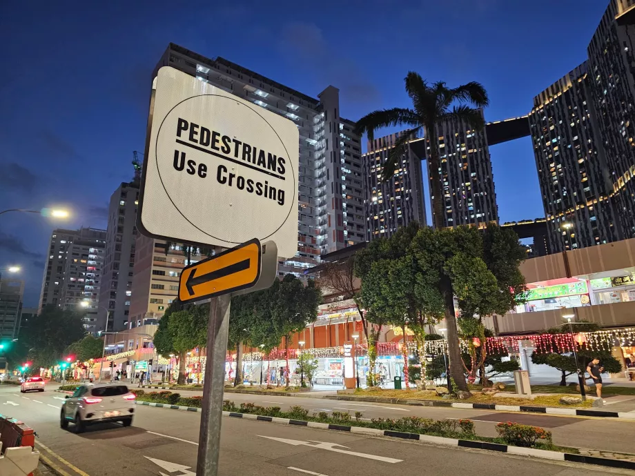 Informationsskilt til fodgængere