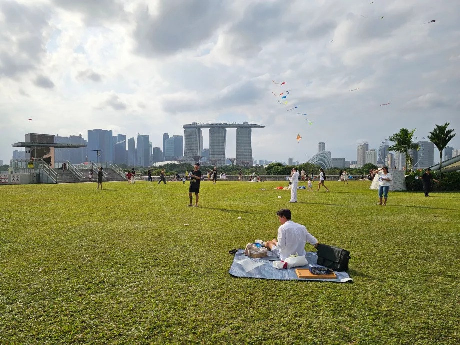 Marina Barrage