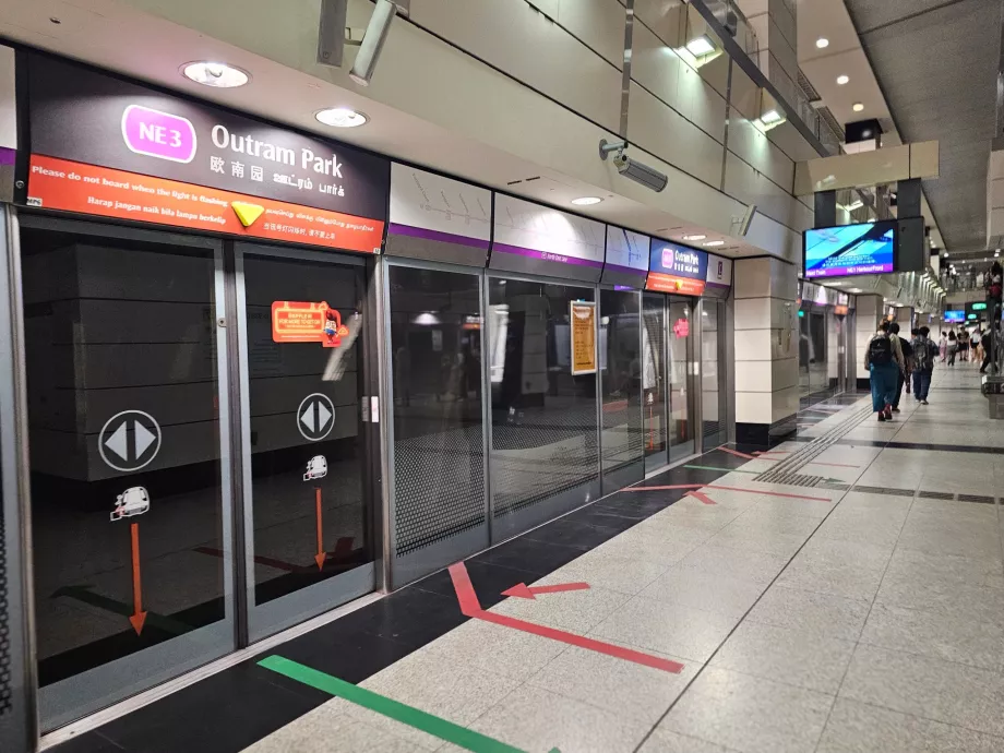 Perron i metrostationen