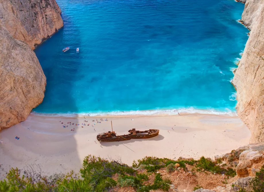 Båd på Navagio-stranden