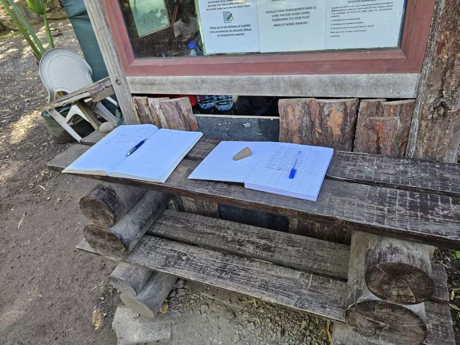 Registrering før bestigning af Le Morne