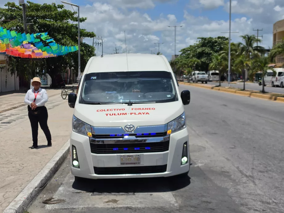 Colectivo, et afhentningssted i centrum af Tulum