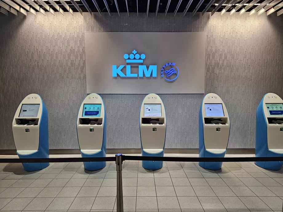 KLM's transfer-kiosker