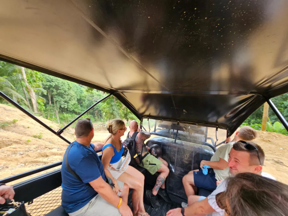 Transportjeeps til Overlap Stone 2