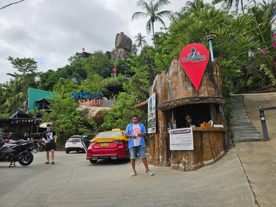 Billetsalg og parkering ved Overlap Stone 1