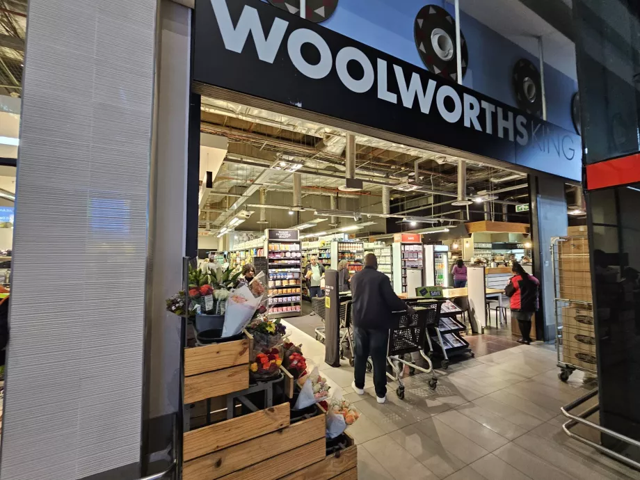 Woolworths supermarked, offentligt område
