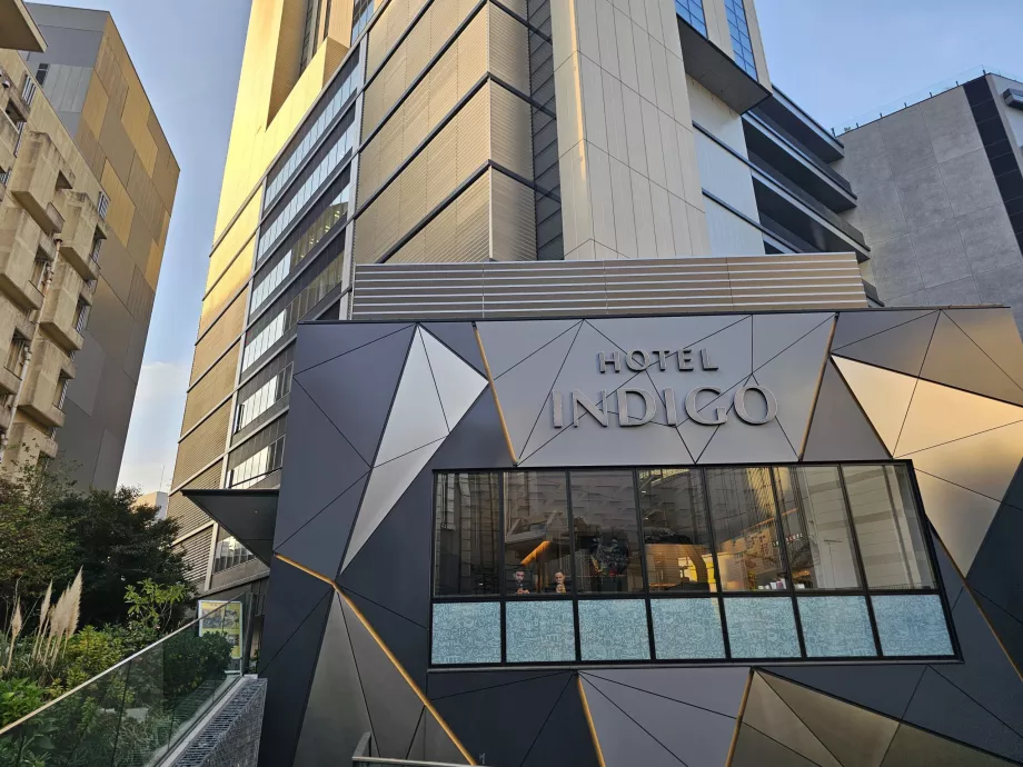 Hotel Indigo, hovedindgang