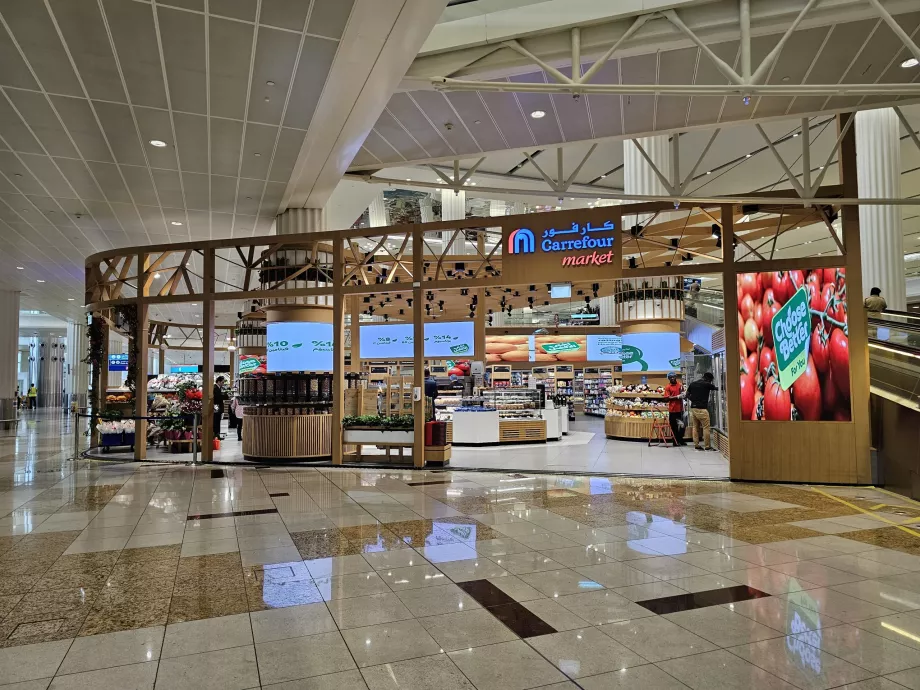 Carrefour, offentligt område, Terminal 3