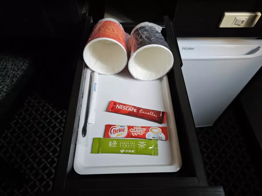 Instant kaffe og grøn te