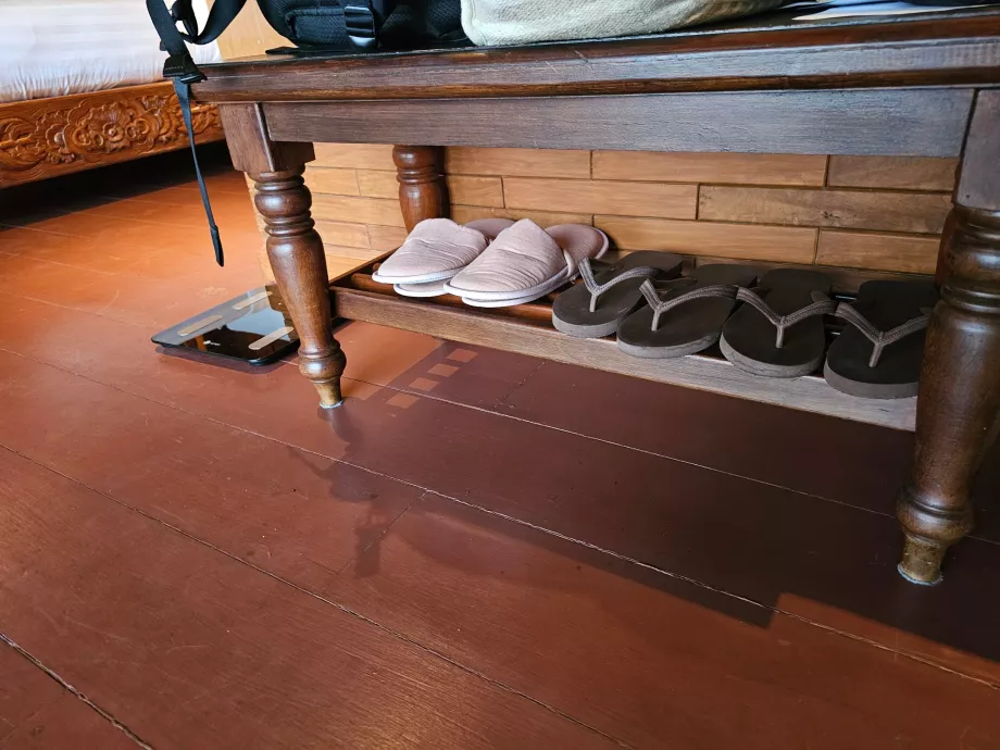 Tøfler, klipklapper og klatrevægte