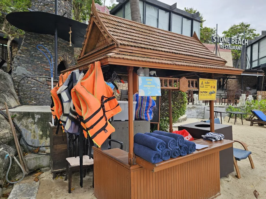 Håndklædeudlejning på hotellets strand