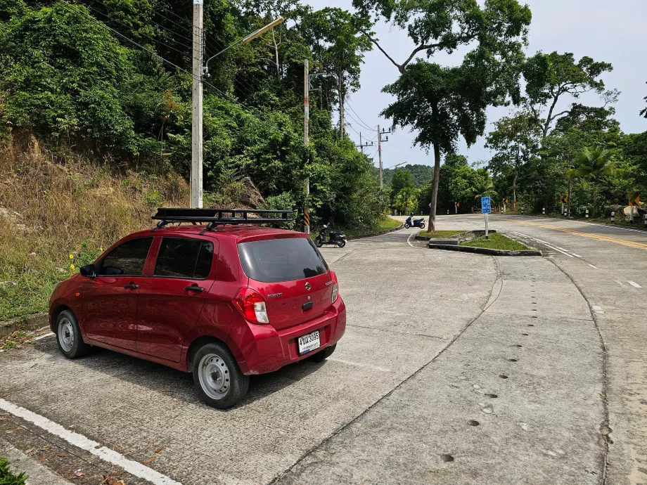 Parkeringsplads ved Namtok Than Sadet NP