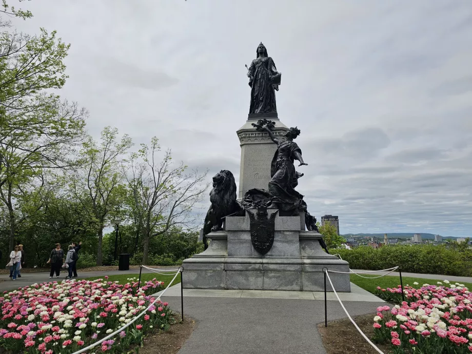Dronning Victoria-statue