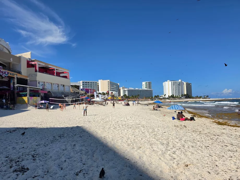 Playa Gaviota Azul foran Coco Bongo