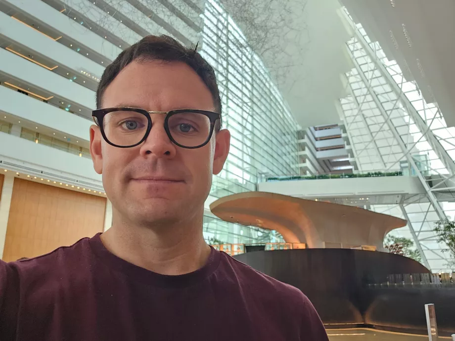 Mig i lobbyen på Marina Bay Sands Hotel