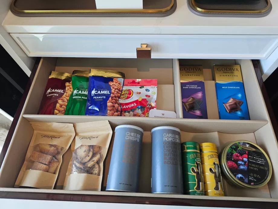 Kiks, chokolade og nødder