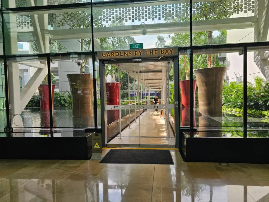 Udgang til Gardens by the Bay